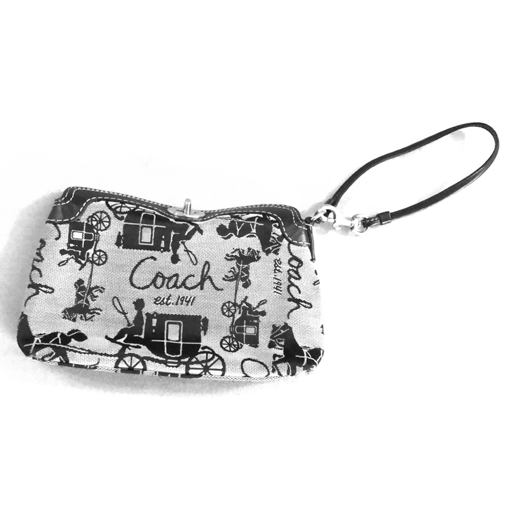 Knockoff coach clutch